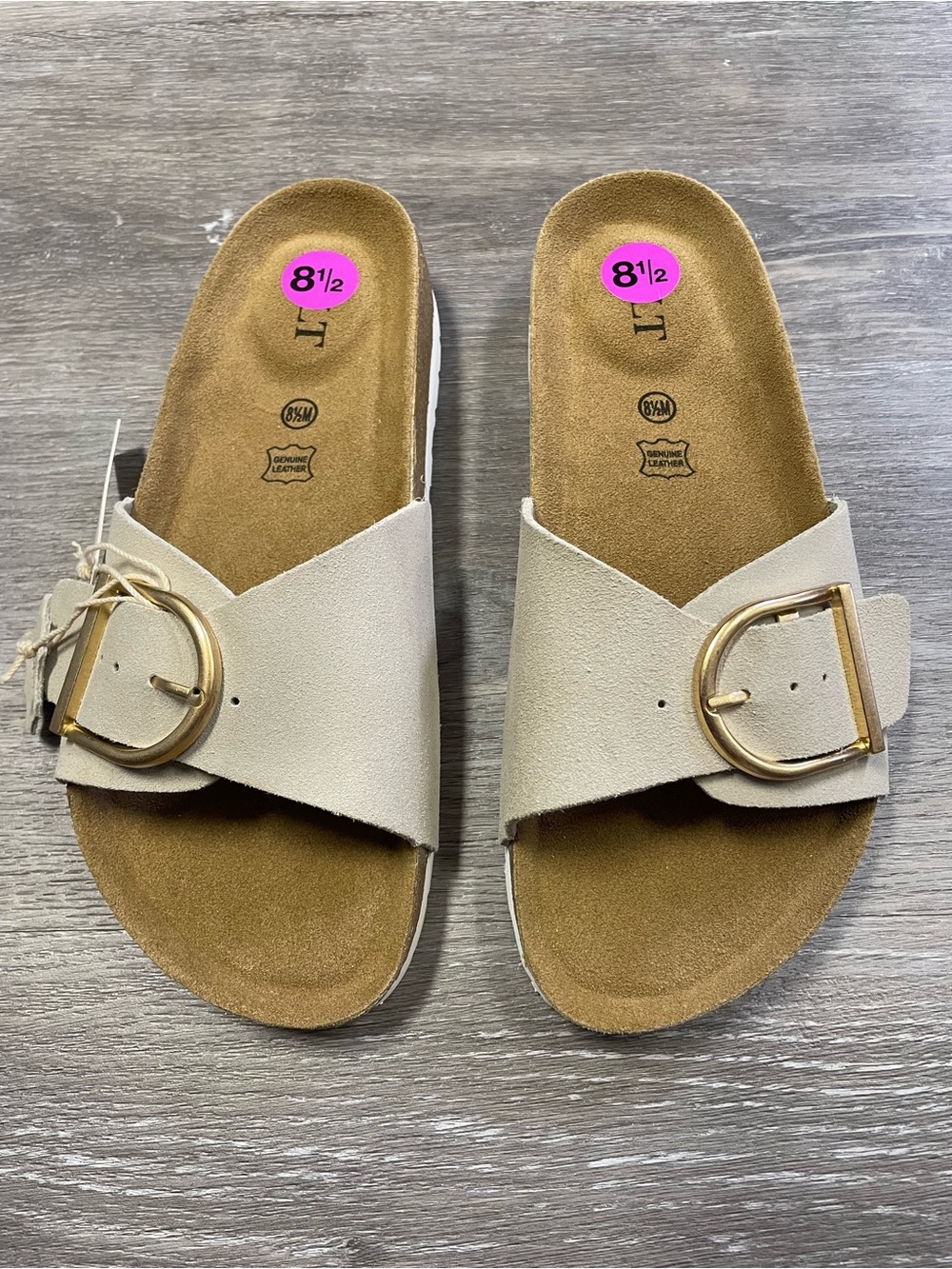 WILT Leeds Cream Leather Slide Sandals with Gold Buckle – Size 8.5 M NWT KLM